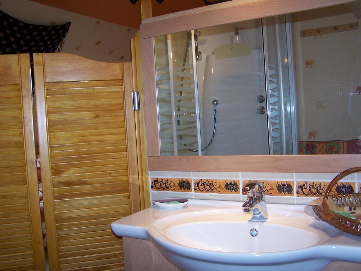 Une Chambre D'Hote Yvetot Buitenkant foto